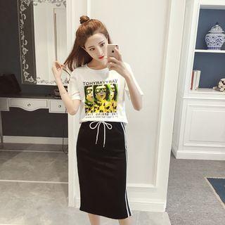 Set: Printed T-shirt + Pencil Skirt