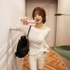 Long-sleeve Round-neck Slim-fit T-shirt