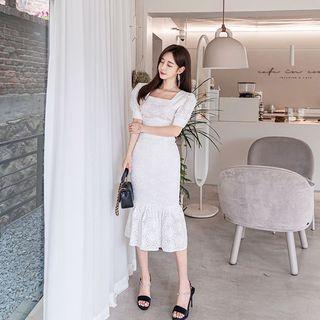 Set: Eyelet-lace Cropped Top + Ruffle-hem Skirt
