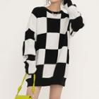 Round Neck Check Oversized Sweater
