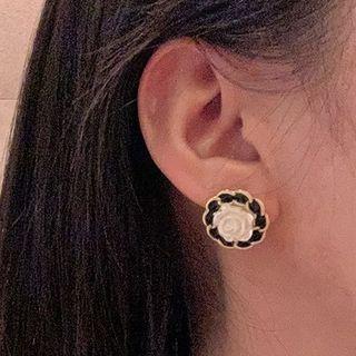Floral Ear Stud 1 Pair - Black & White - One Size