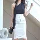 High-waist Pencil Skirt / Chain Necklace