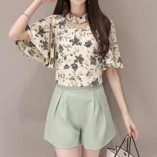 Set: Floral Print Elbow Sleeve Chiffon Top + Plain Wide Leg Shorts