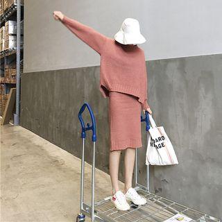 Set: Side Slit Sweater + Straight-fit Knit Skirt