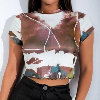 Short Sleeve Printed Ruffled-trim Cropped Top