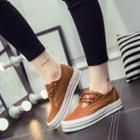 Faux-leather Wingtip Casual Shoes