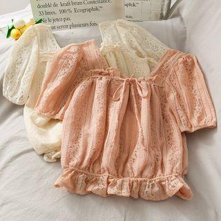 Cropped Gather-waist Lace Blouse