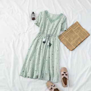 Eyelet Trim Tasseled Floral Midi Dress Green - One Size