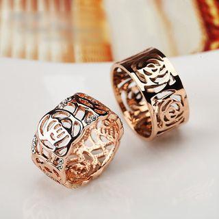 Flower Cut Out Ring