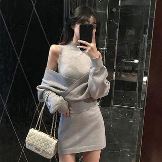 Set: Sleeveless Mock Neck Mini Knit Dress + V-neck Sweater