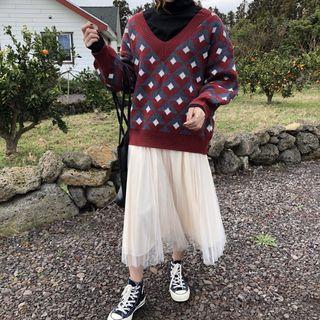 Patterned V-neck Sweater / Accordion Pleat Midi Mesh Skirt / Long-sleeve Mock Neck T-shirt