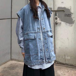 Buttoned Denim Vest / Long-sleeve Plaid Shirt