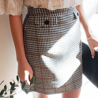 Button-trim Houndstooth Skirt