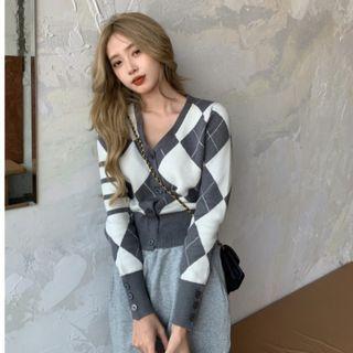 Long-sleeve Argyle Slim-fit Cardigan Gray & White - One Size