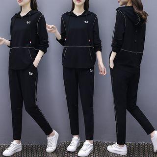 Set: Eye-accent Hoodie + Sweatpants