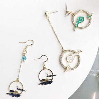 Non-matching Alloy Cloud Dangle Earring