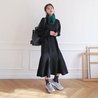 Round-neck Ruffle-hem Long Pullover Dress
