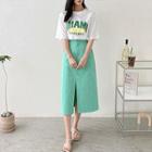 Set: Letter Print T-shirt + Slit-front Skirt