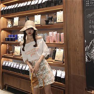 Off-shoulder Lettering Top / Floral Print A-line Skirt