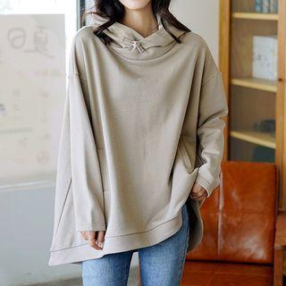 Frog-buttoned Hoodie