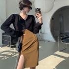 Wrap Cropped Sweatshirt / Side-slit Pencil Skirt