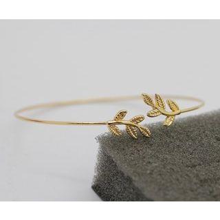 Leaf-accent Bangle