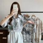 Short-sleeve Lapel Print Loose-fit Shirt