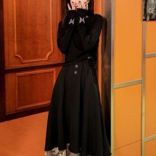 Embroidered Long-sleeve T-shirt / Plain High-waist A-line Skirt