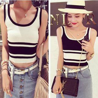 Sleeveless Two-tone Cropped Knit Top