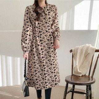 Pintuck-waist Floral Print Dress Beige - One Size