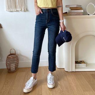 Striaght-cut Jeans