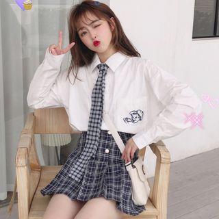 Neck Tie Shirt / Plaid Pleated Skirt