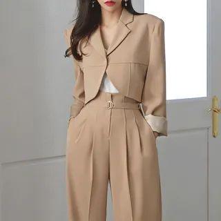 Single-button Tulip Cropped Blazer