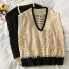 Contrasted Open-knit Sheer Knit Vest