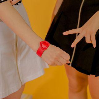 Heart Patterned Bangle