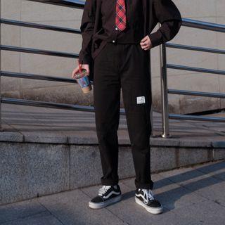 Label Applique Paneled Straight-cut Pants