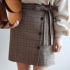 Puff-sleeve Sweater / Plaid Skirt