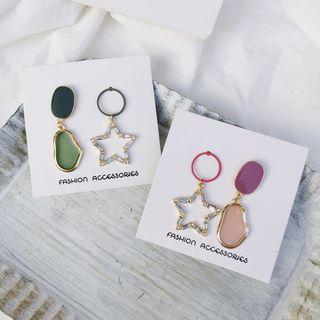 Non-matching Star & Geometric Drop Earring