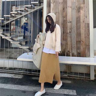 Crew-neck Sweater / Midi A-line Knit Skirt