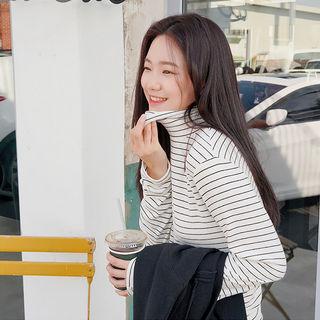 Striped Turtle-neck T-shirt