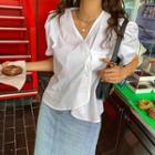 Puff-shoulder Button-side Blouse