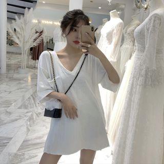 V-neck Side Slit Elbow-sleeve T-shirt