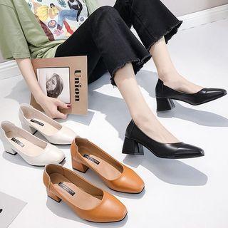 Block Pointy Pumps