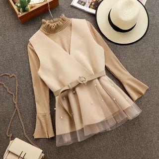 Set: Bell-sleeve Sweater + Vest