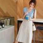 V-neck Sleeveless Frill-edge Top