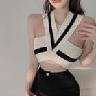 Sleeveless V-neck Contrast Trim Knit Top Black & White - One Size