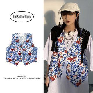 Goldfish Print Button-up Vest