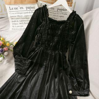 Square-neck Velvet Midi Dress Black - One Size