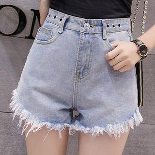 Grommet Fray Hem Denim Shorts