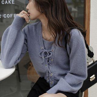 Square-neck Lace-up Cropped Knit Top